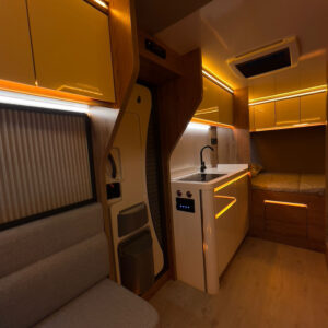 Zeus_Caravan_Beeline_Interior_Allgemein